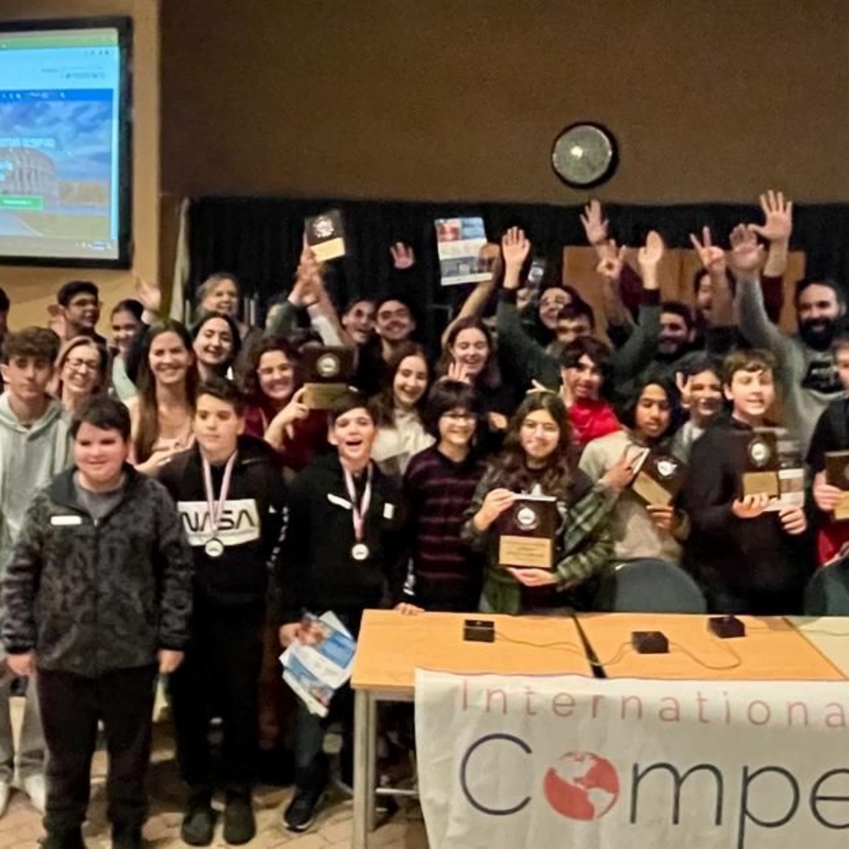 The Junior & Senior School International History Bee and Bowl